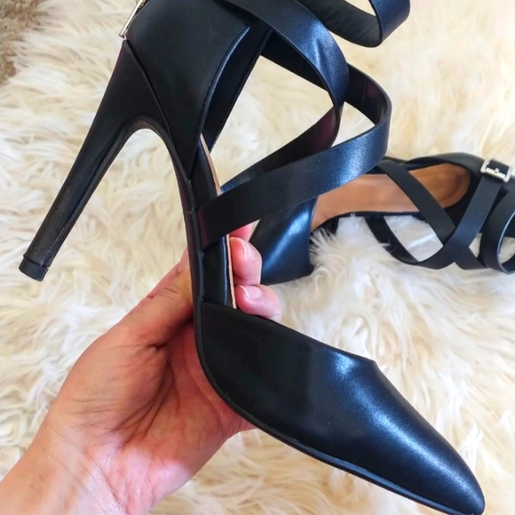 Sexy stiletto black wrap heels - Picture 6 of 7